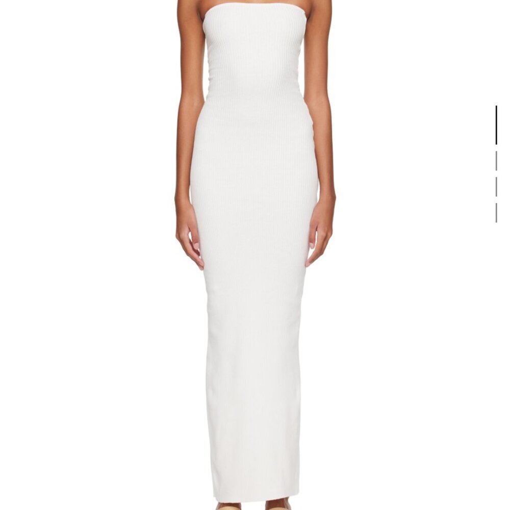 BINYA Strapless Long White Ribbed Dress